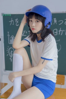 打屁股视频女生